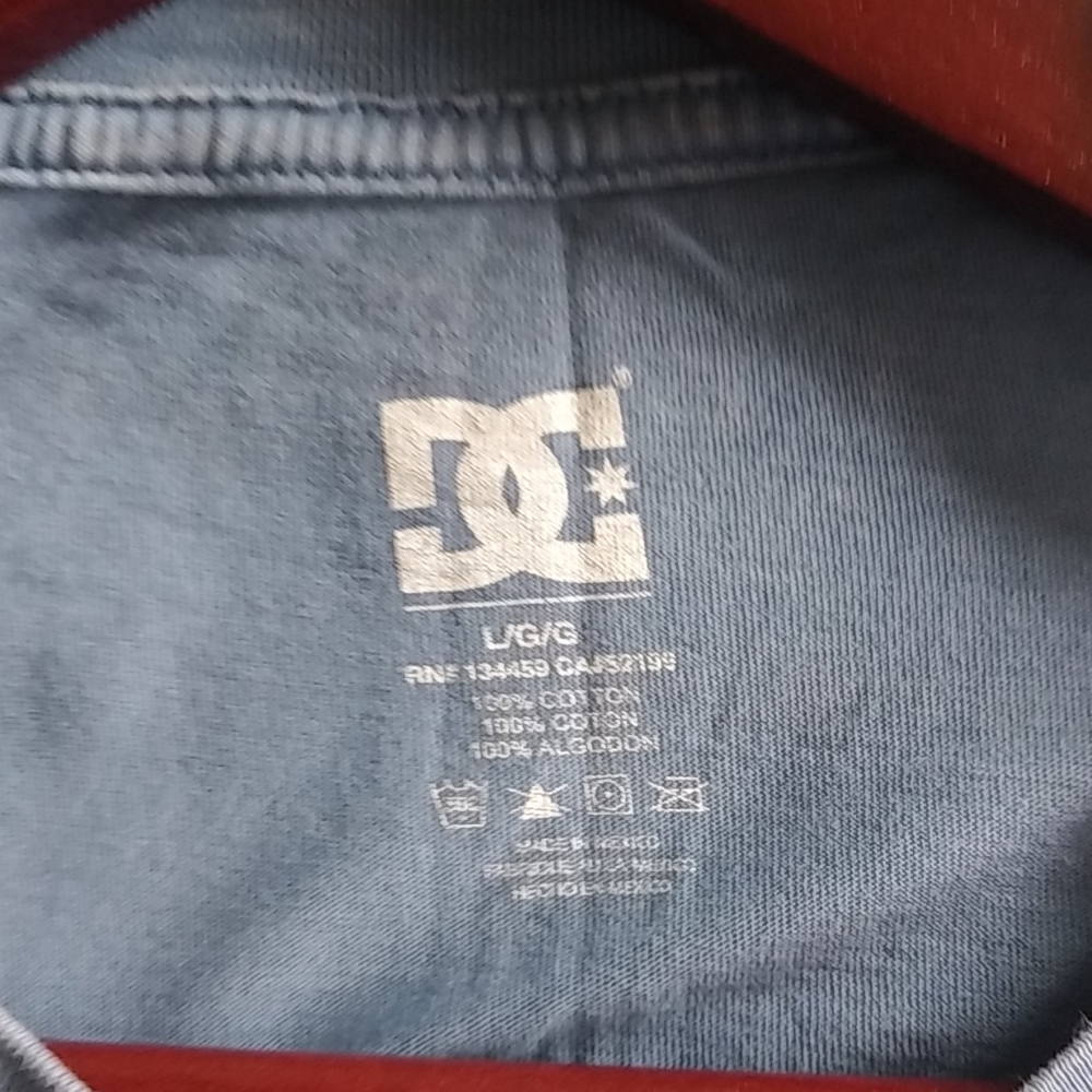 DC t-shirt - Picture 2 of 2